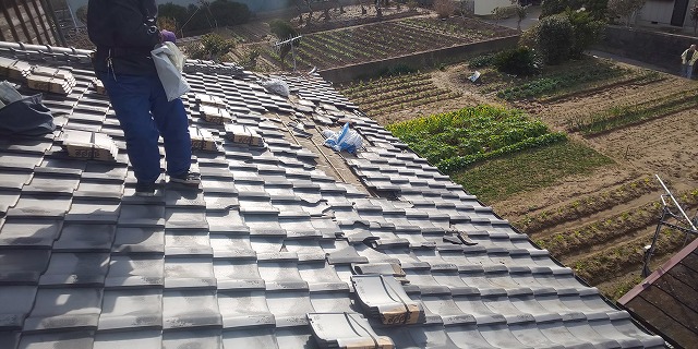 瓦屋根の補修の施工例